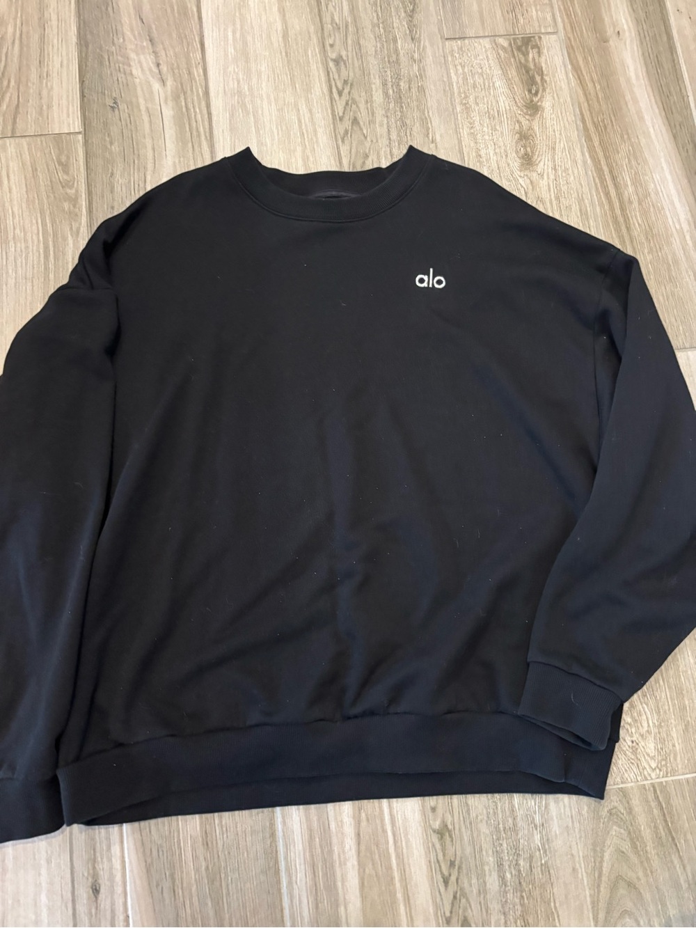 alo crewneck